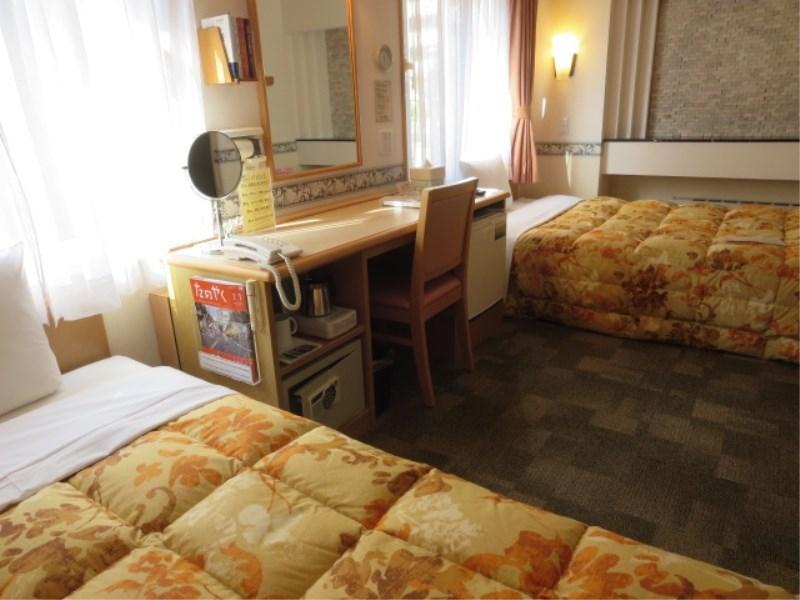 Toyoko Inn Higashi-Hiroshima Saijo Ekimae Exteriör bild